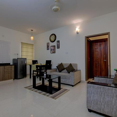 Sunshine Suites Grand Deluxe Bengalúr Exteriér fotografie