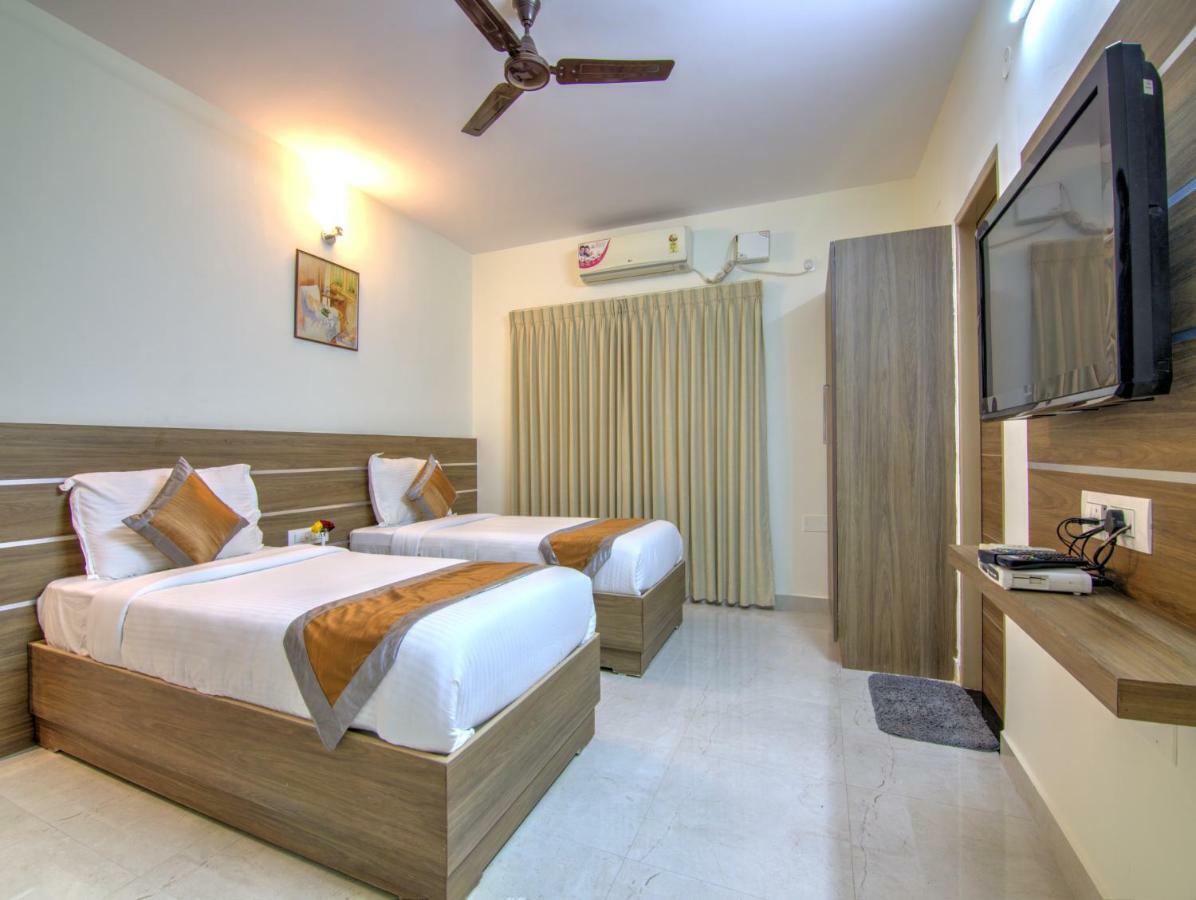 Sunshine Suites Grand Deluxe Bengalúr Exteriér fotografie