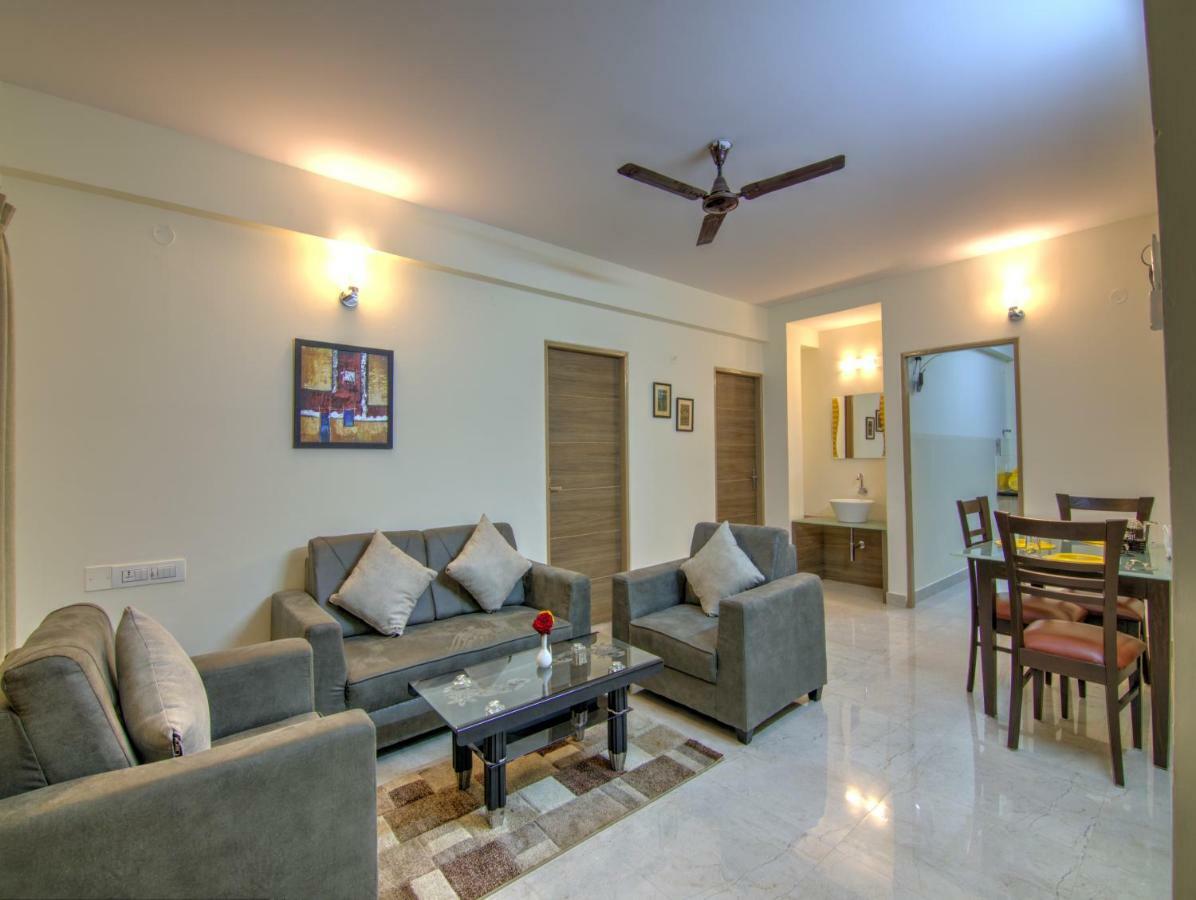 Sunshine Suites Grand Deluxe Bengalúr Exteriér fotografie